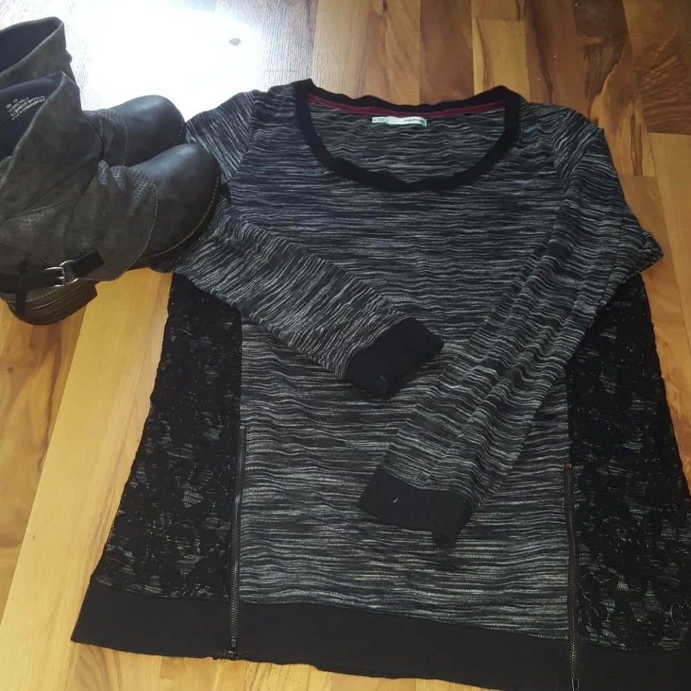 Maurices shirt